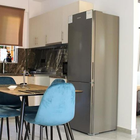 Patras Cozy Nest In The Vibrant City Center Buitenkant foto